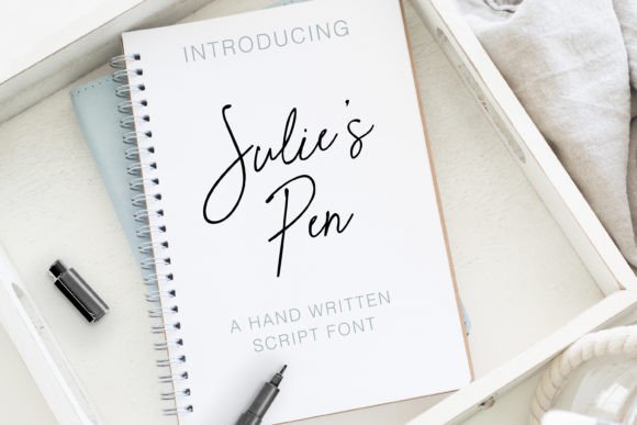 Julie s Pen: An Elegant Script Font for Crafters